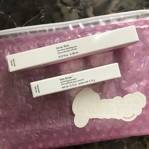 Glossier boy brow and brow flick in brown! 🤎